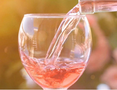 桃红葡萄酒有什么特点？